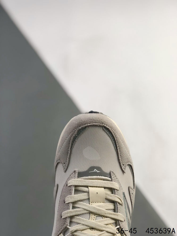Mizuno Wave Rider β Retro Sneaker | Cream White Silver | D1GA330903