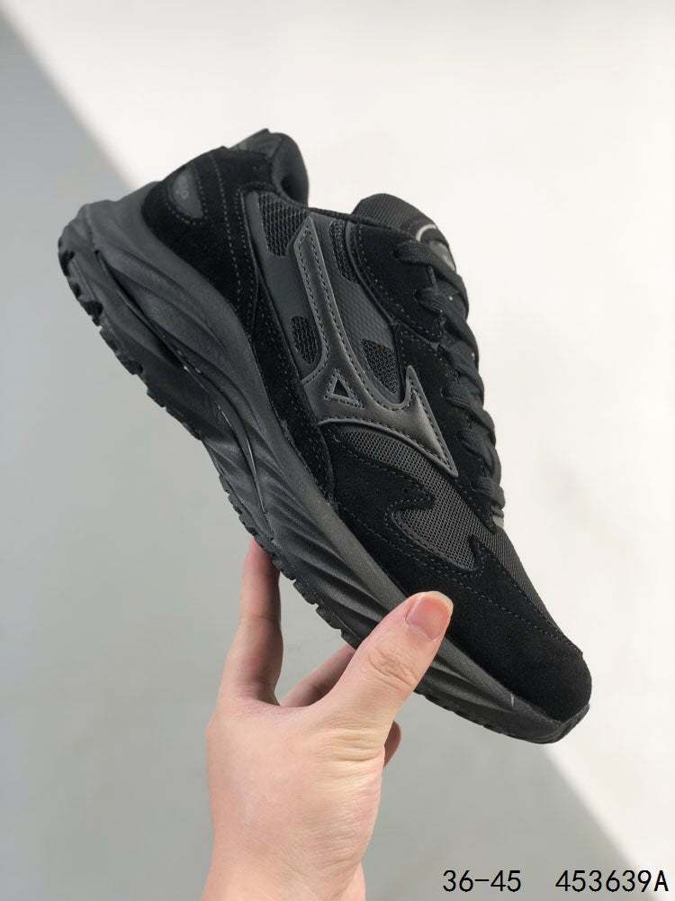 Mizuno Speed Sportstyle Retro Runner | Triple Black | D1GA330803