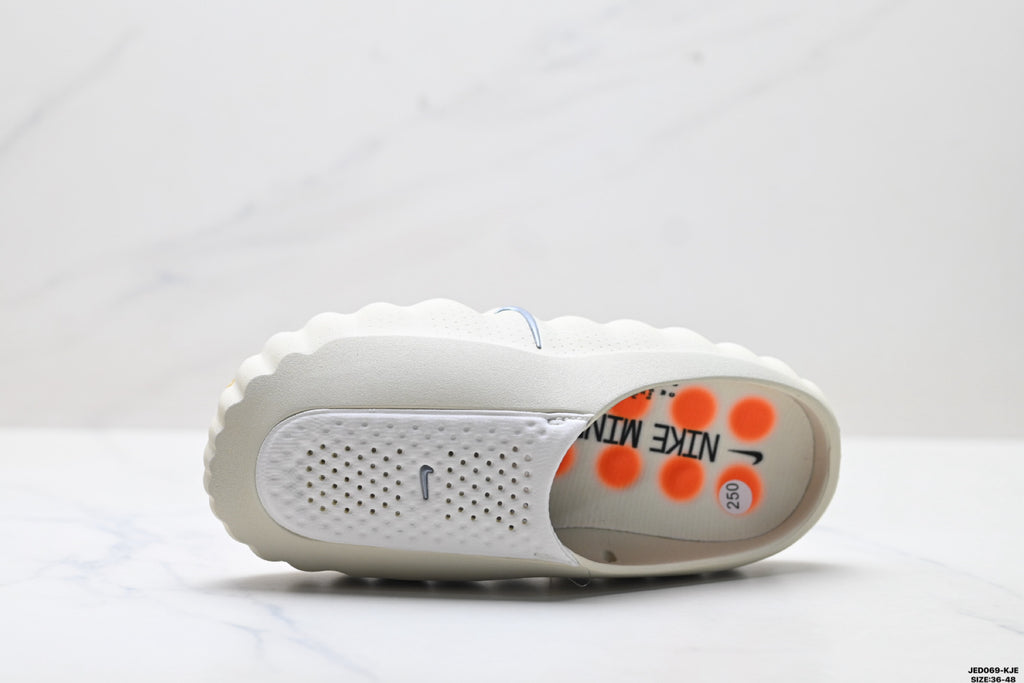 Nike Mind Body 001 Recovery Slide | Bone White Orange | HQ4307-002