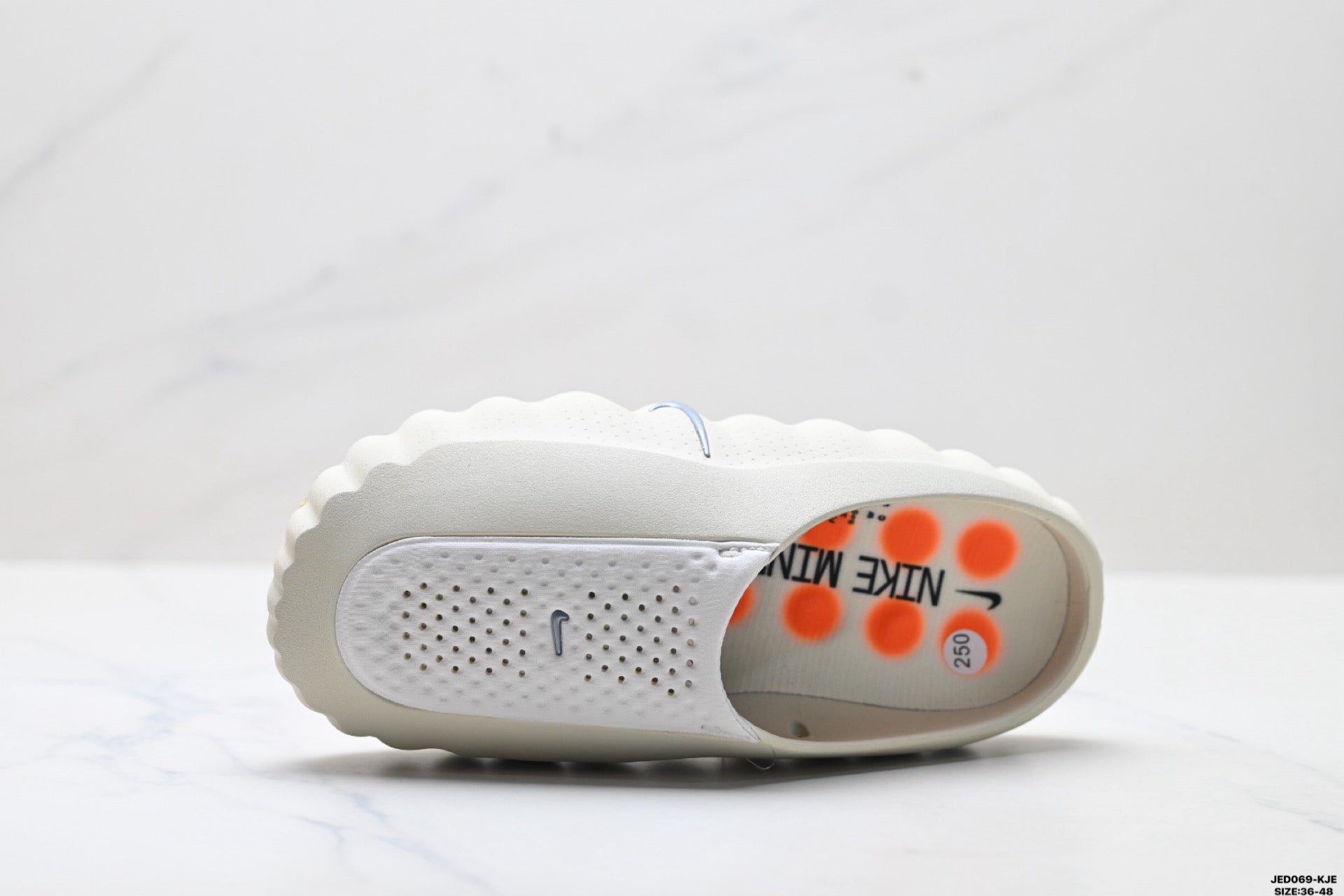 Nike Mind Body 001 Recovery Slide | Bone White Orange | HQ4307-002