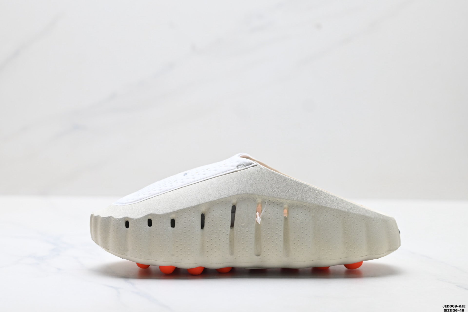 Nike Mind Body 001 Recovery Slide | Bone White Orange | HQ4307-002