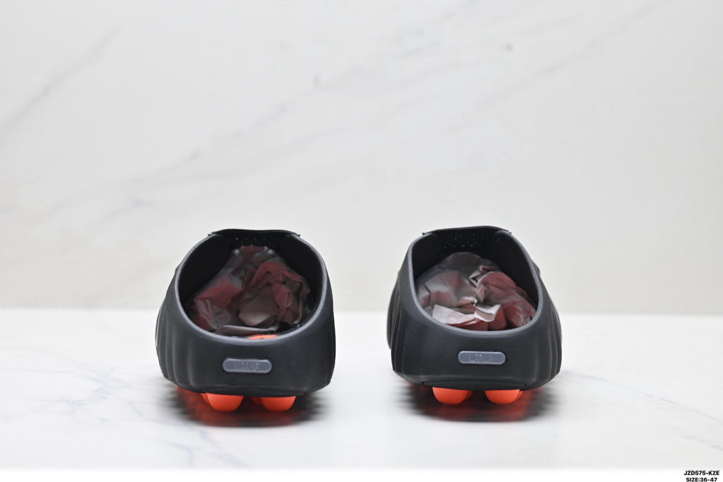 Nike Mind Body 001 Recovery Slide | Black Orange | IQ8502-001