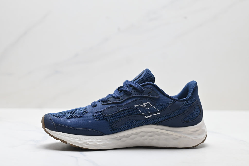 New Balance Fresh Foam Arishi v4 | Navy | MARISTN4