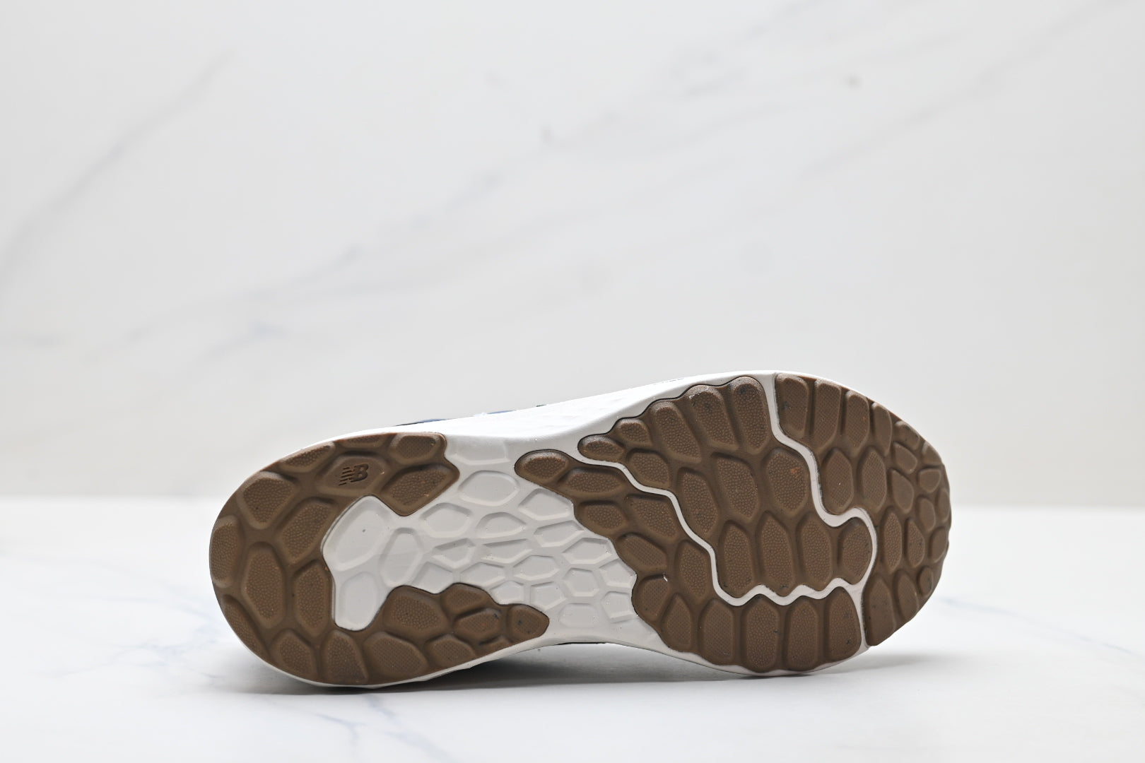 New Balance Fresh Foam Arishi v4 | Navy | MARISTN4