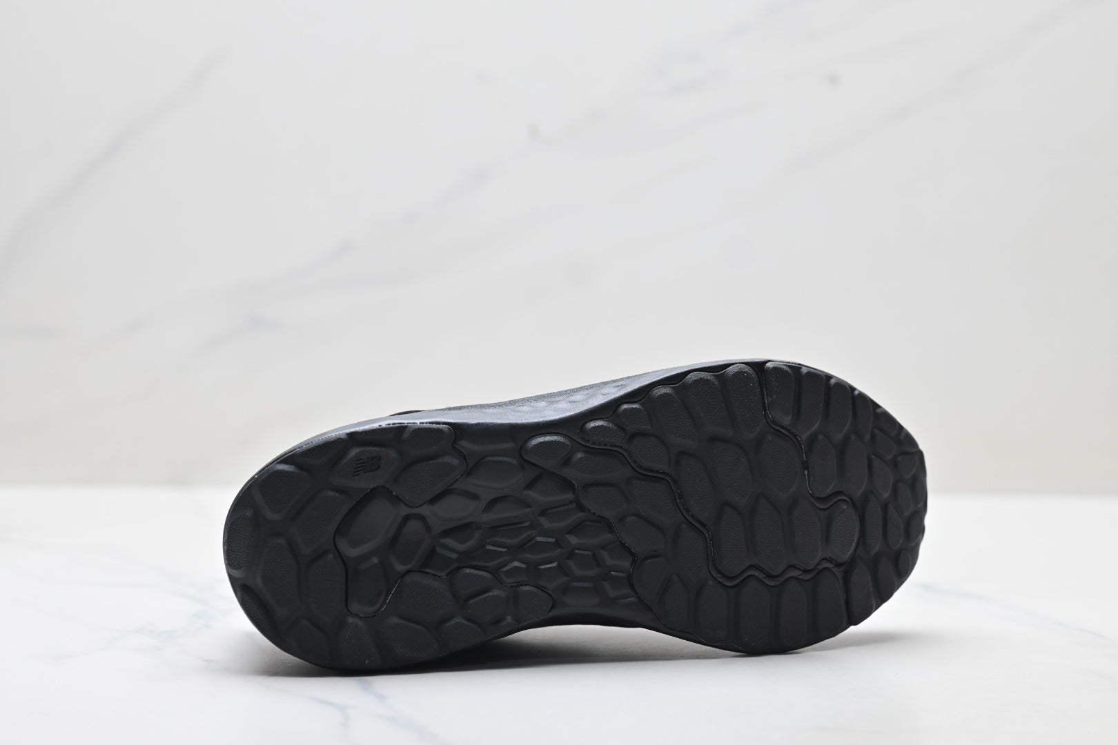 New Balance Fresh Foam Arishi v4 | Triple Black | MARISTN4