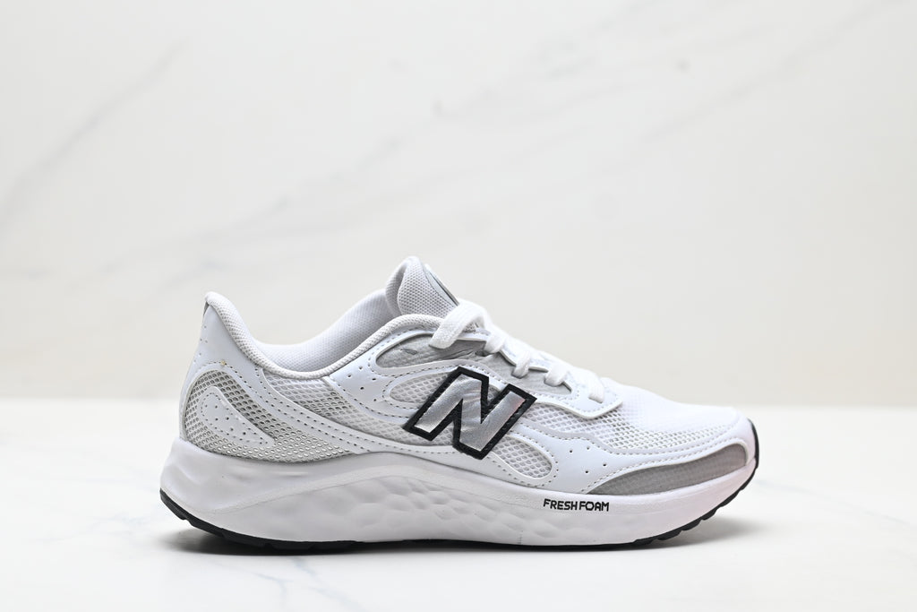 New Balance Fresh Foam Arishi v4 | White Silver | MARISTN4