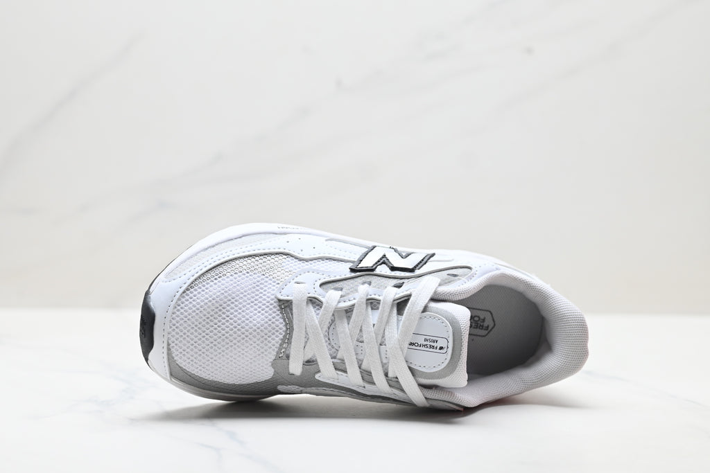 New Balance Fresh Foam Arishi v4 | White Silver | MARISTN4