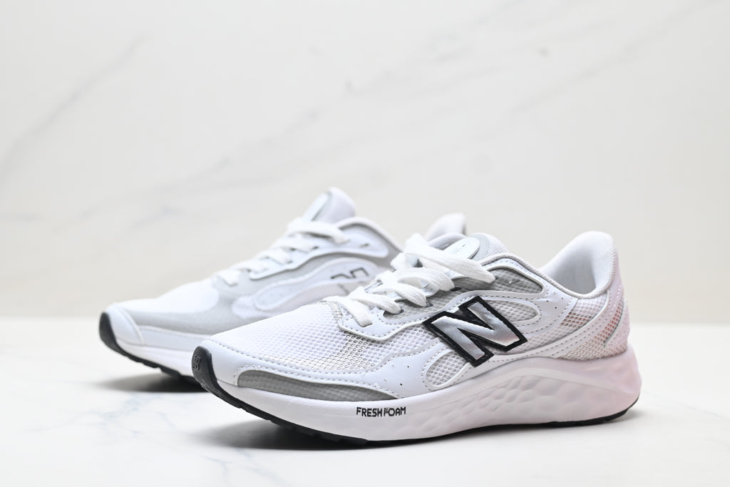 New Balance Fresh Foam Arishi v4 | White Silver | MARISTN4