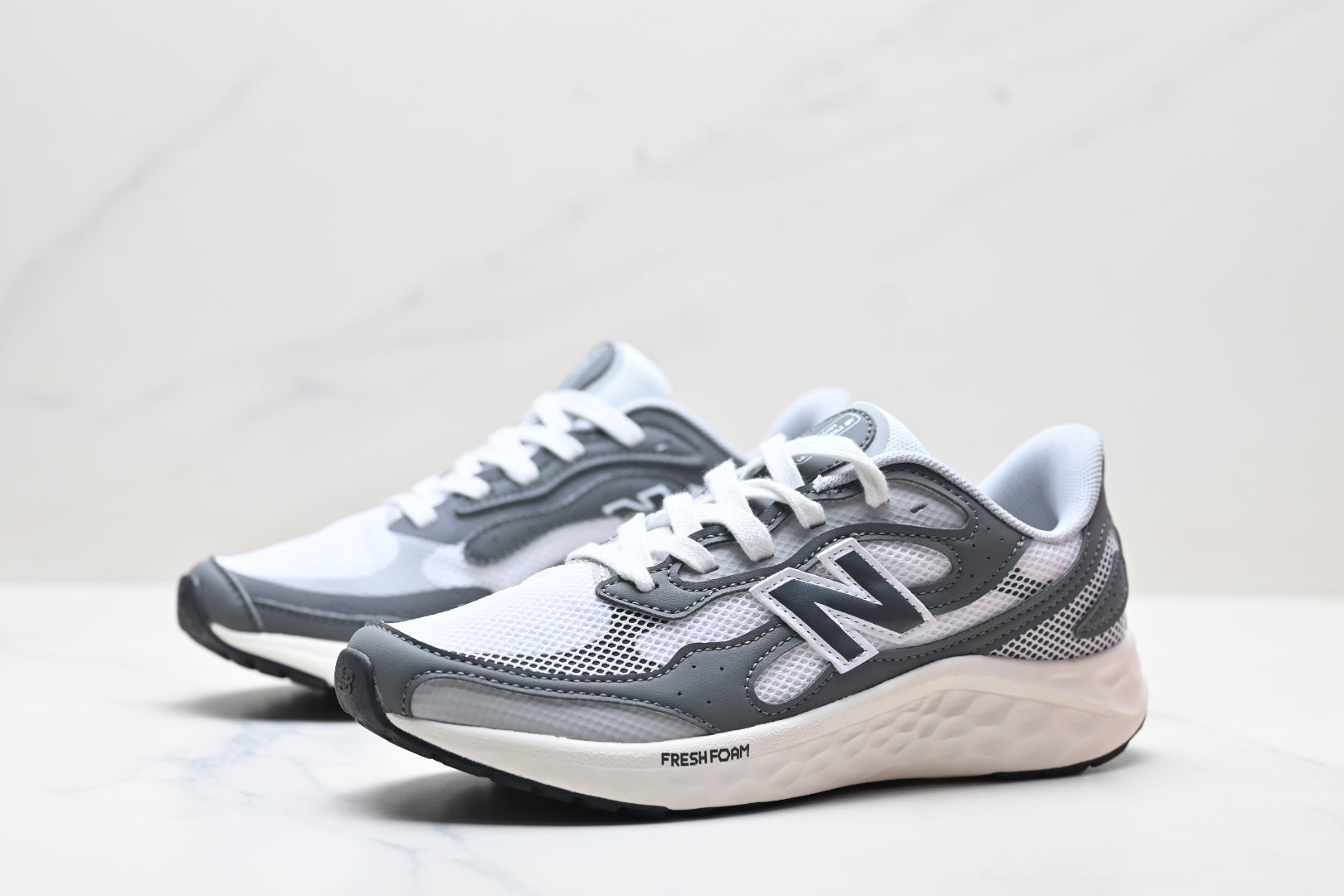 New Balance Fresh Foam Arishi v4 | White Steel Grey | MARISTN4
